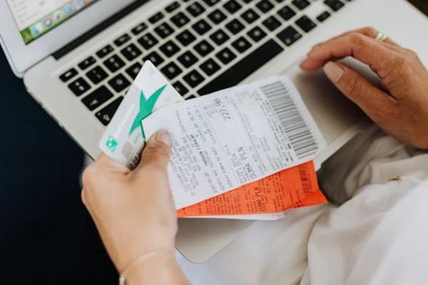 花旗信用卡逾期多久会影响征信？-第1张图片-快卡神记